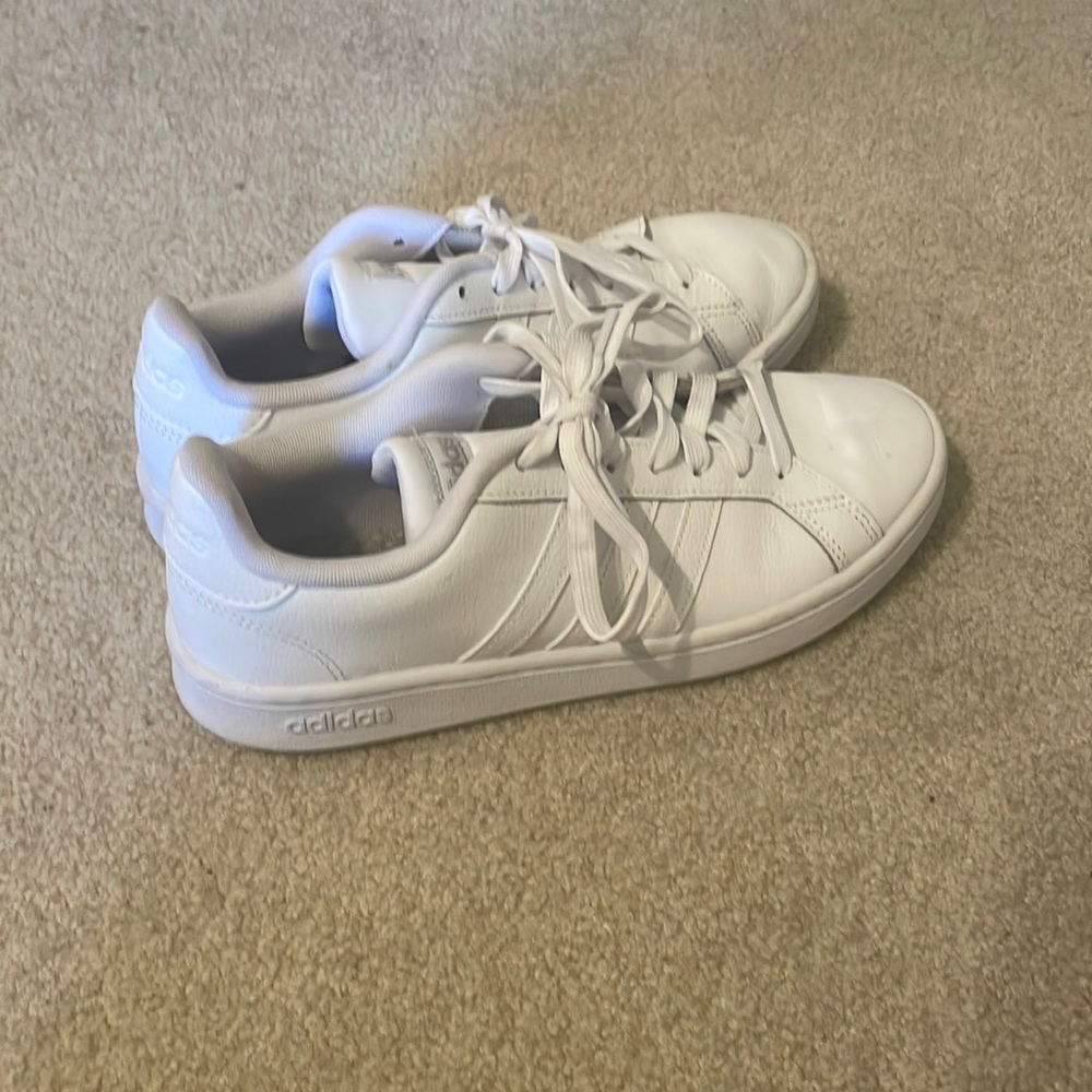 Women's Adidas Grand Court Sneakers